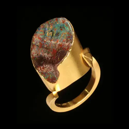 Gelbgoldring mit Opal